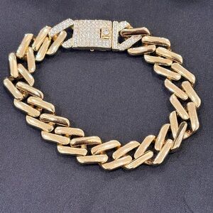Gold Cuban Link Bracelet with Pave Clasp